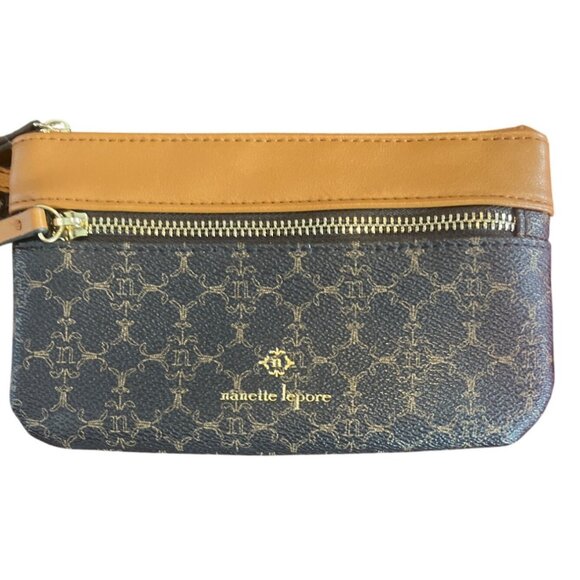 Nanette Lepore Tech Women's Chocolate Logo Wristlet Clutch With Zipper Closure - Picture 1 of 6